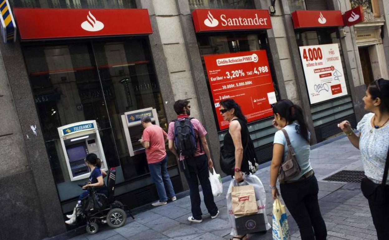 Banco Santander Regalo 150 Euros Por Domiciliar Nómina El Banco Santander Regala 150 Euros A 2919